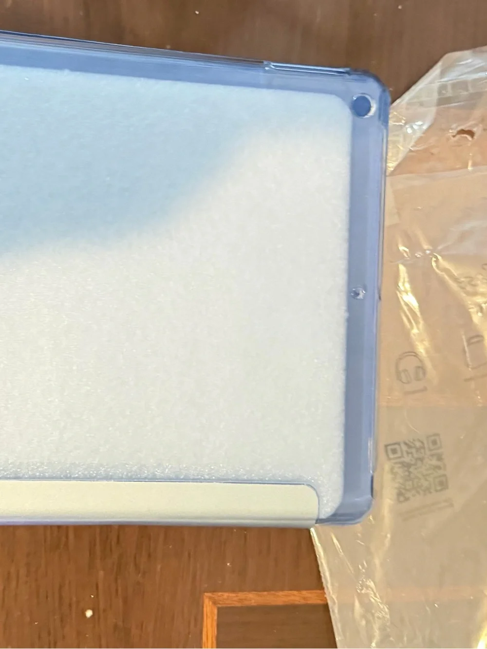 iPad Smart Cover in light grey